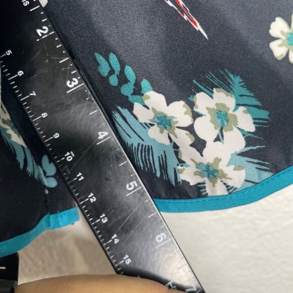 Original Penguin Swimwear Mens Size 30 Blue Bird Floral Volley Swim Board Shorts - Picture 6 of 12